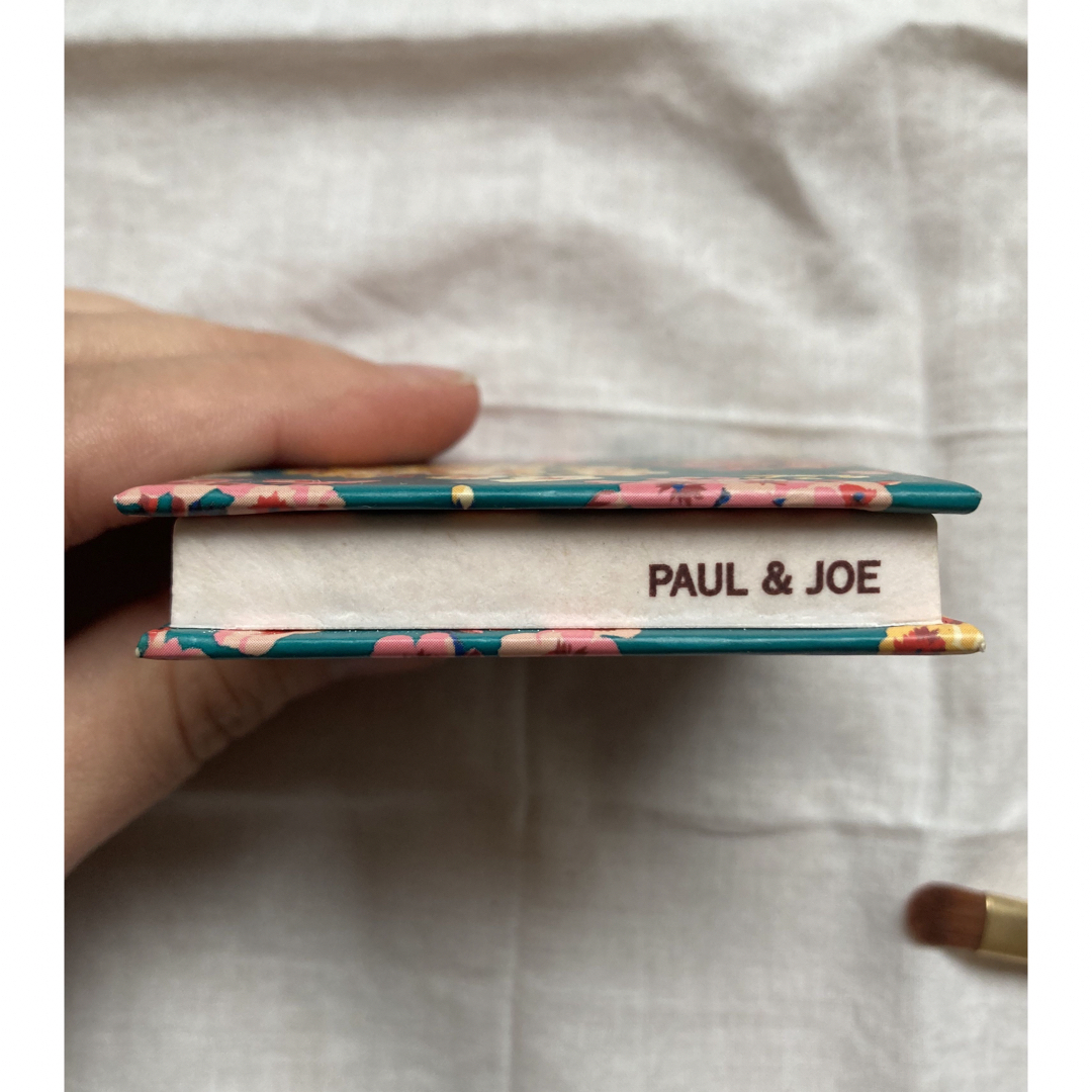 PAUL & JOE(ポールアンドジョー)のアイシャドウ コスメ/美容のベースメイク/化粧品(アイシャドウ)の商品写真