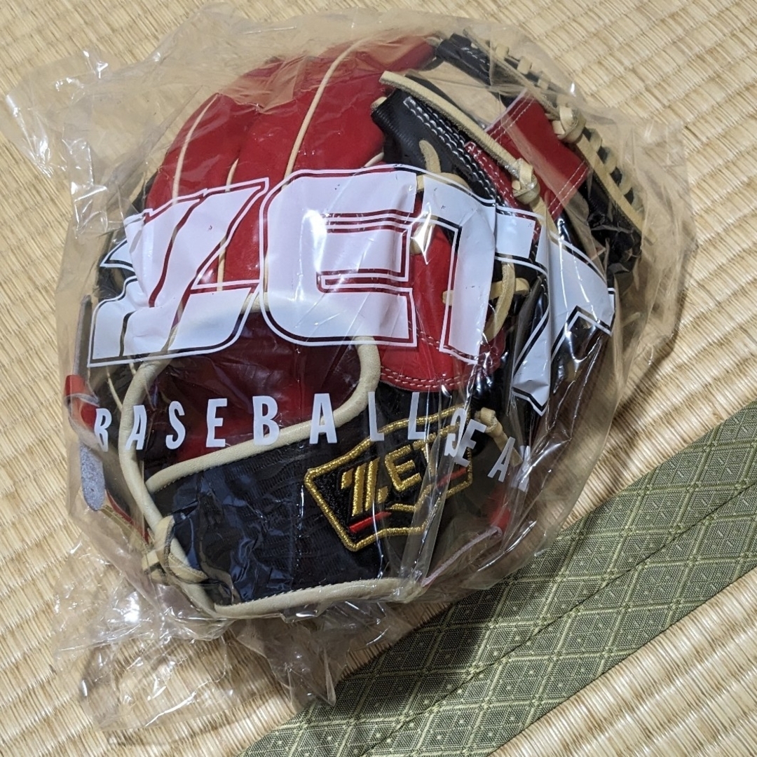 ZETT(ゼット)のプロステイタス軟式内野 スポーツ/アウトドアの野球(グローブ)の商品写真