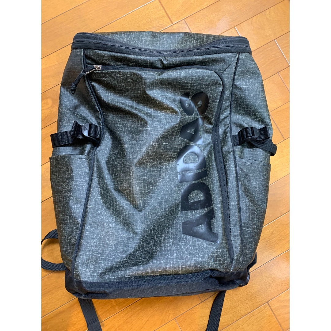 adidas - アディダス リュック 大容量 31L adidas リュック