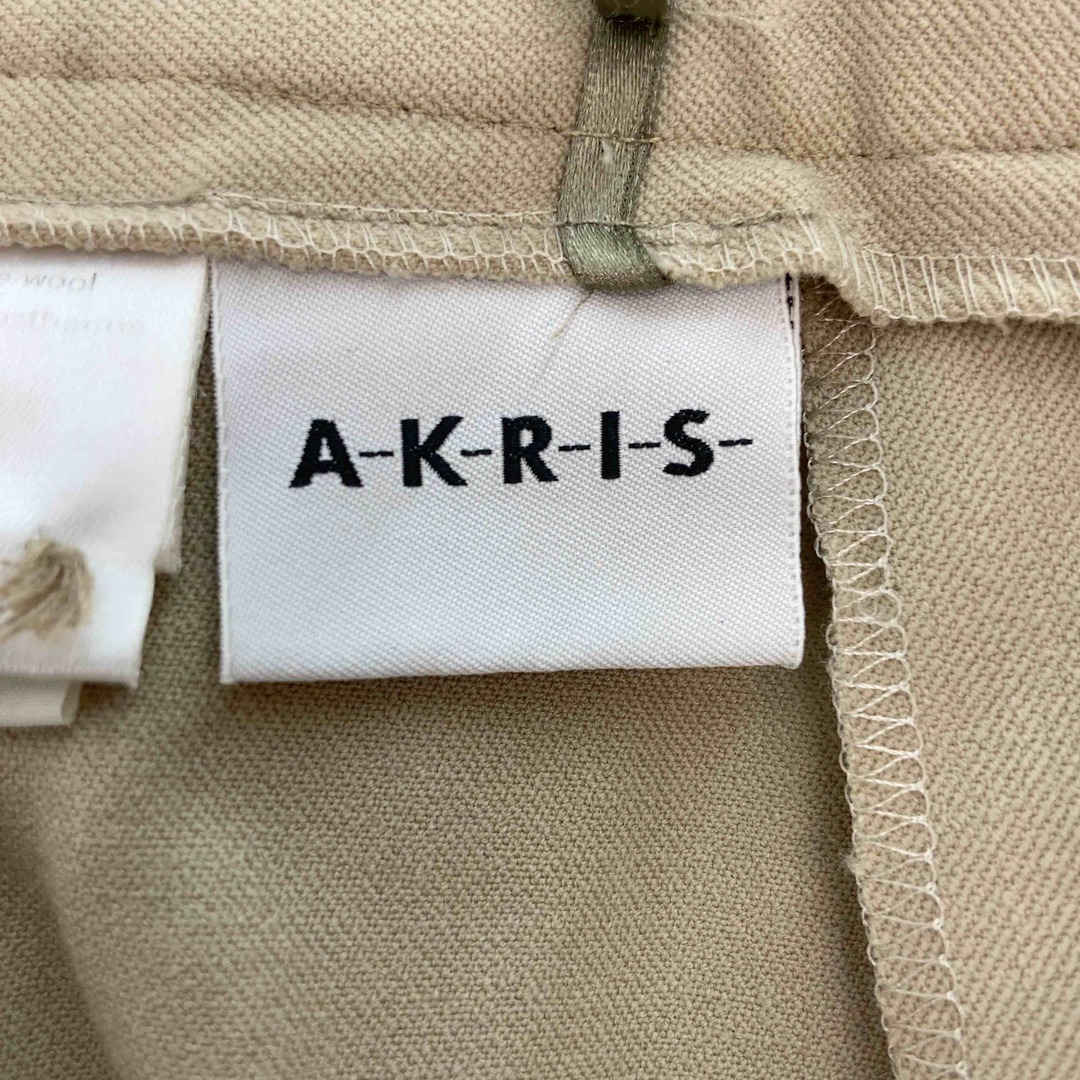 AKRIS(アクリス)のA-K-R-I-S- アクリス レディース カジュアルパンツ　ベージュ　ウール混 レディースのパンツ(カジュアルパンツ)の商品写真