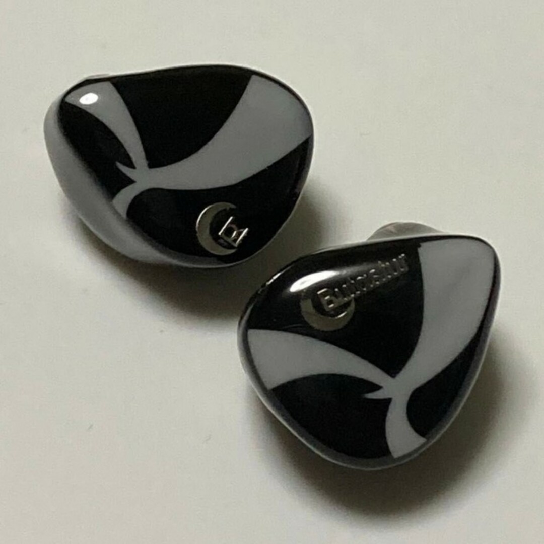 Night Oblivion Butastur ビュタスタル最終値下げの通販 by ONE Night Oblivion Butastur ビュタスタル最終値下げの通販 by ONE