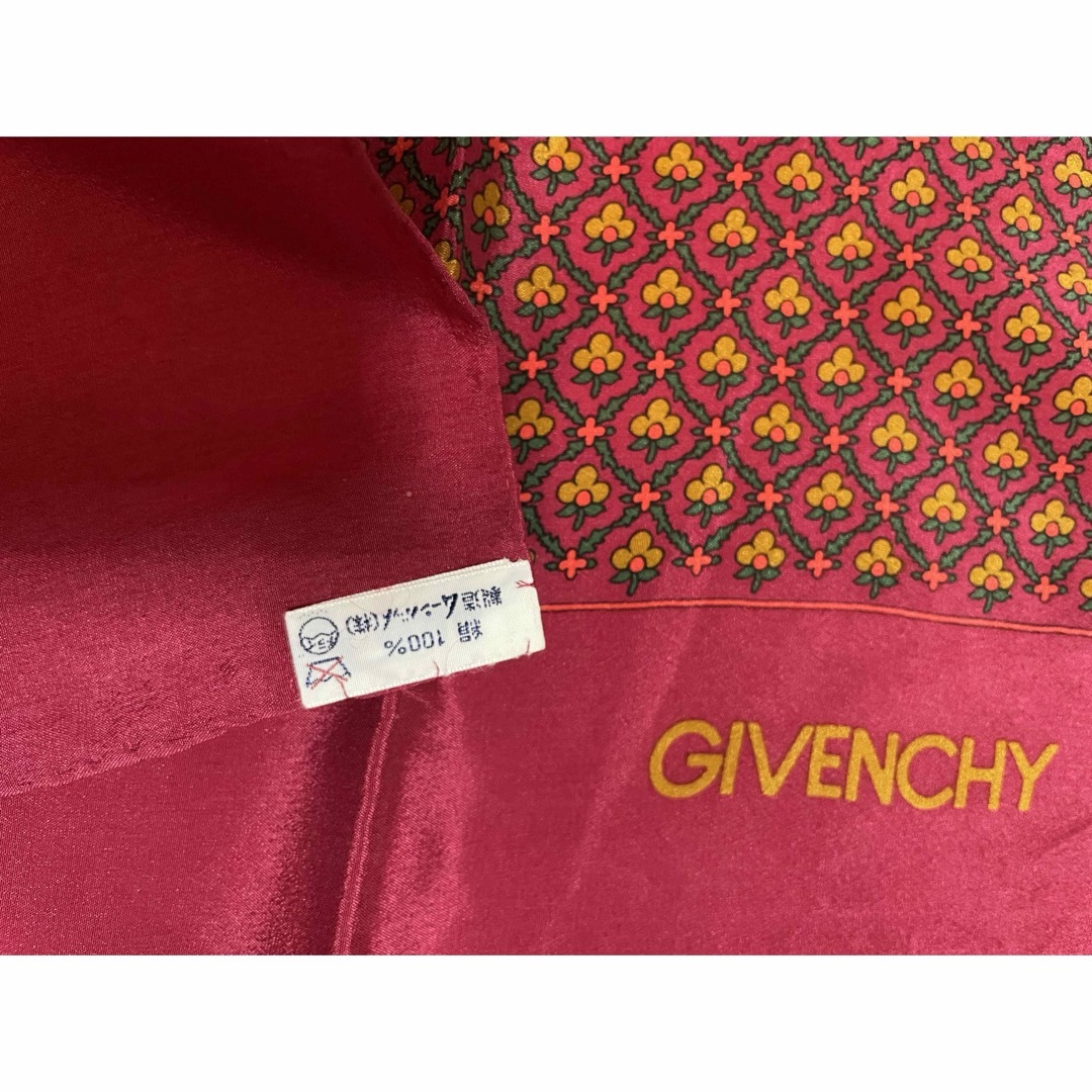 GIVENCHY(ジバンシィ)のGIVENCHY  ジバンシー　シルクスカーフ レディースのファッション小物(バンダナ/スカーフ)の商品写真