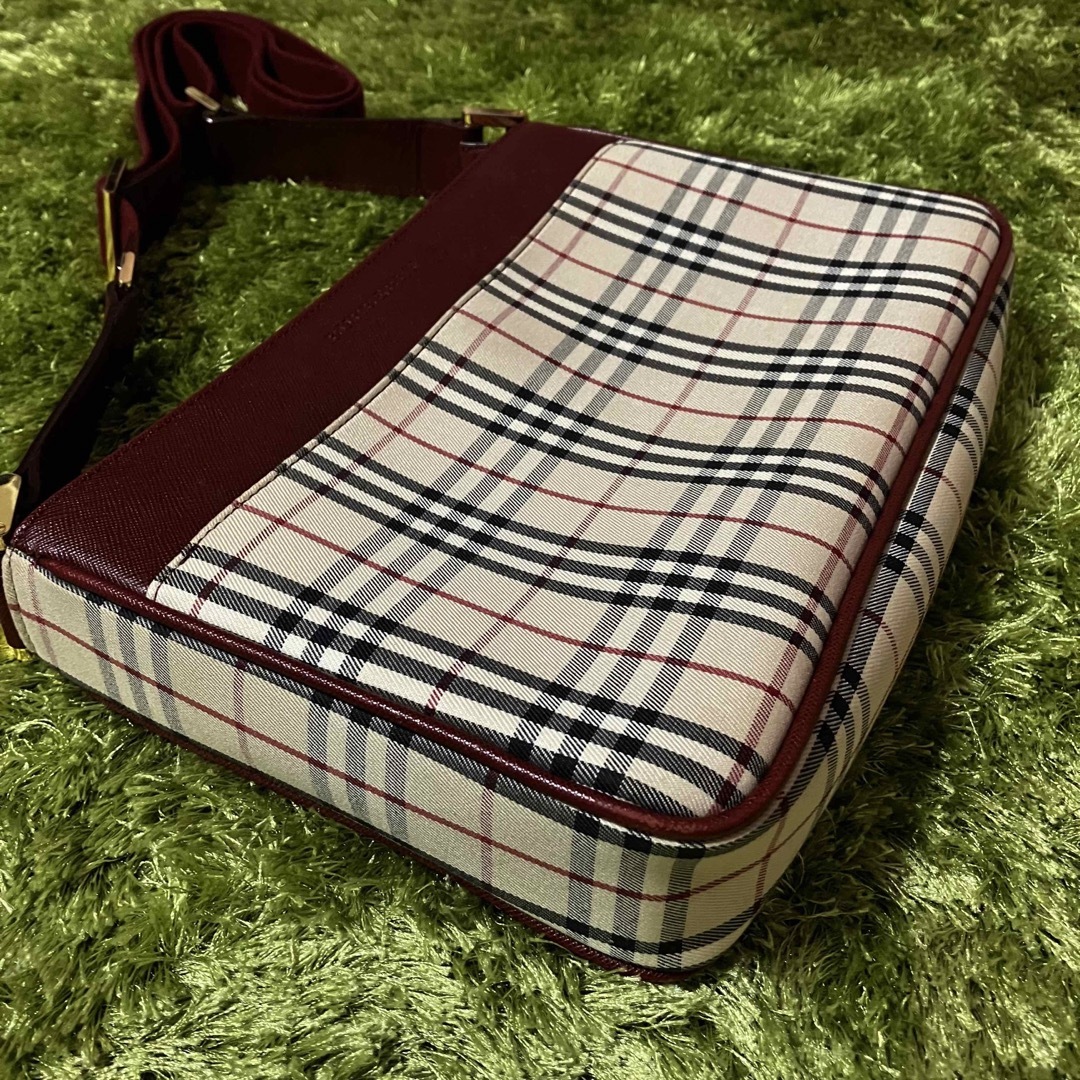 BURBERRY(バーバリー)のBurberry ノバチェック ショルダーバッグ ハンドバッグ メンズのバッグ(ショルダーバッグ)の商品写真