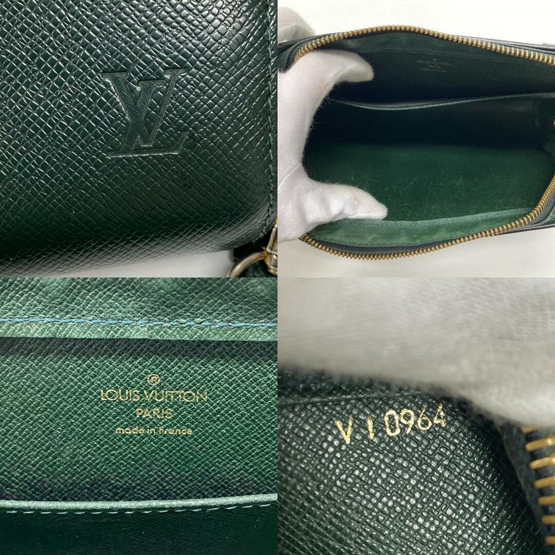 LOUIS VUITTON(ルイヴィトン)のルイヴィトン LOUIS VUITTON セカンドバッグ
 タイガ バイカル M30184 グリーン レディースのバッグ(クラッチバッグ)の商品写真