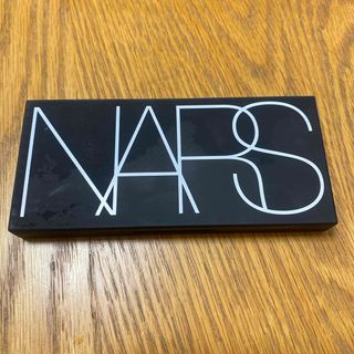 NARS メタルクレイム　マルチュースパレット(アイシャドウ)