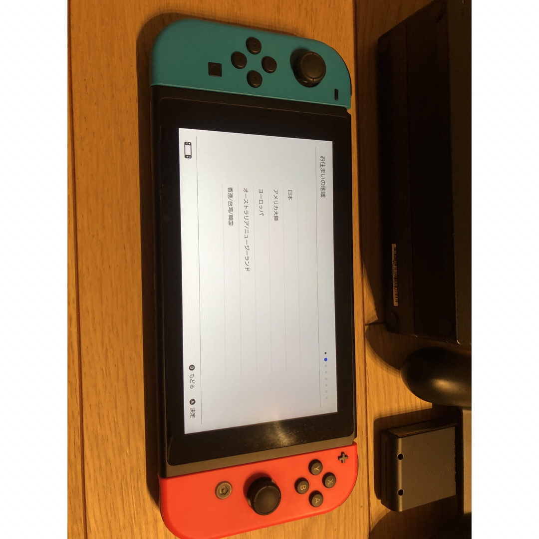 Nintendo Switch(ニンテンドースイッチ)のニンテンドーSwitch 2021年　美品 エンタメ/ホビーのゲームソフト/ゲーム機本体(家庭用ゲーム機本体)の商品写真