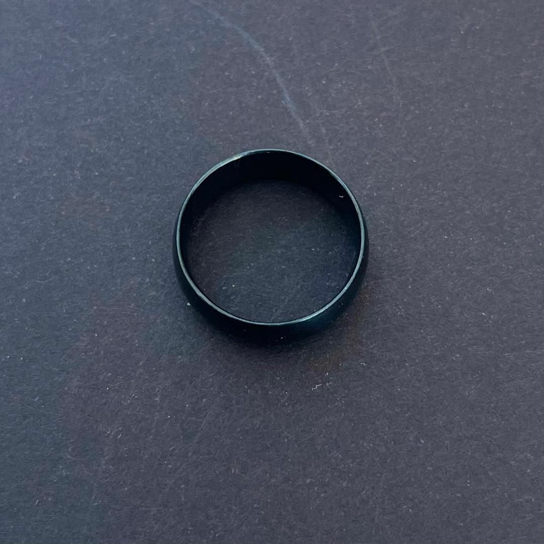 アレルギー対応◎8mm甲丸ブラックリング レディースのアクセサリー(リング(指輪))の商品写真