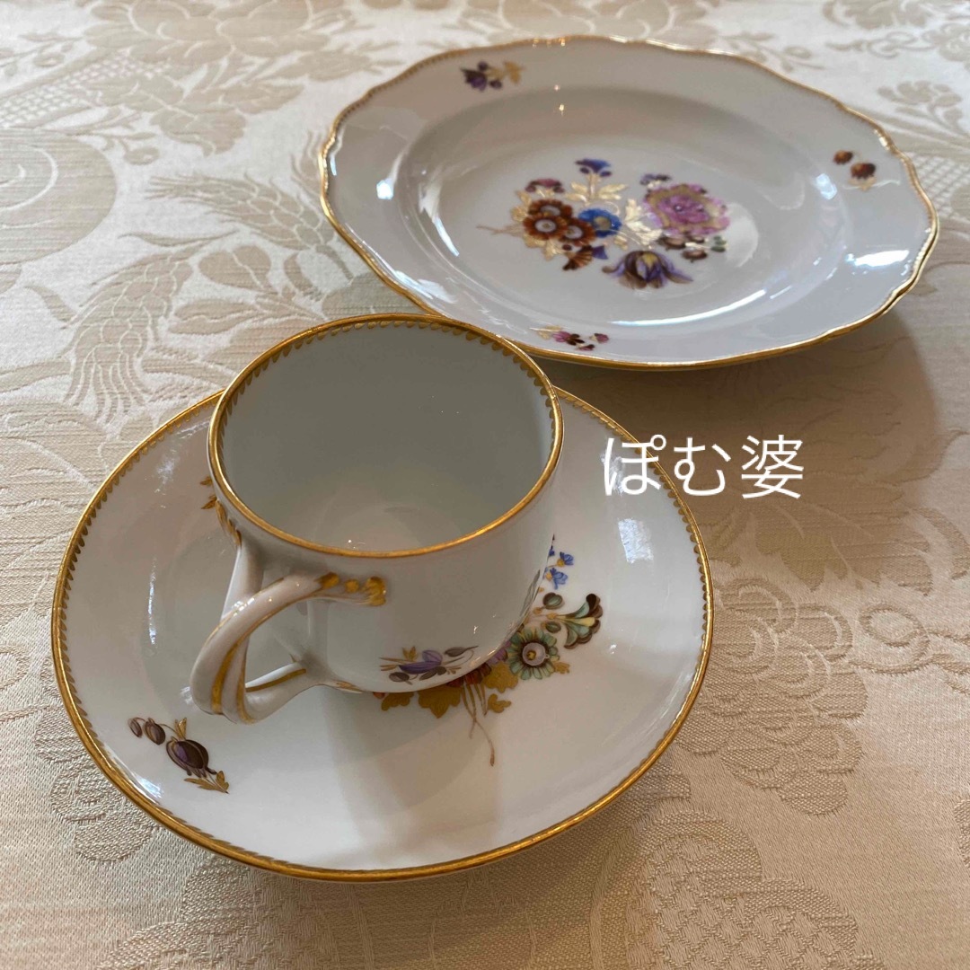 MEISSEN(マイセン)の【古マイセン】金彩 セピア「マルコリーニの花と金の葉」カップ＆ソーサー＋中皿 インテリア/住まい/日用品のキッチン/食器(食器)の商品写真