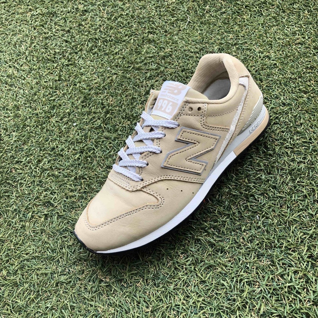 New Balance(ニューバランス)の美品23.5 newbalance CM996HE2 ニューバランス HW916 レディースの靴/シューズ(スニーカー)の商品写真