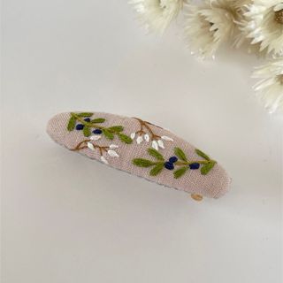 刺繍バレッタ　ミニ(ヘアアクセサリー)