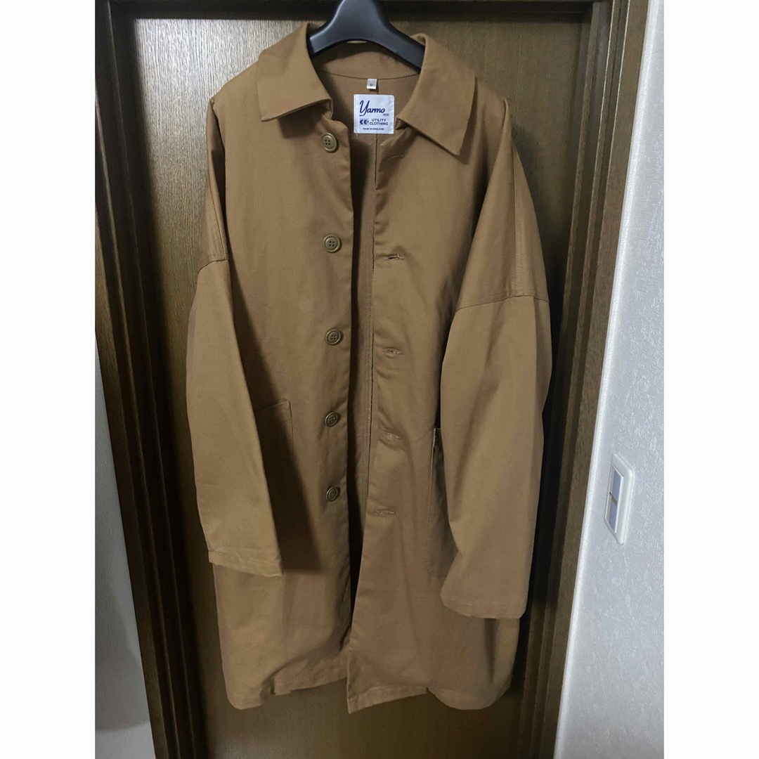 Yarmo(ヤーモ)のYARMO 英国製 ステンカラー コート 42 ブラウン メンズのジャケット/アウター(ステンカラーコート)の商品写真