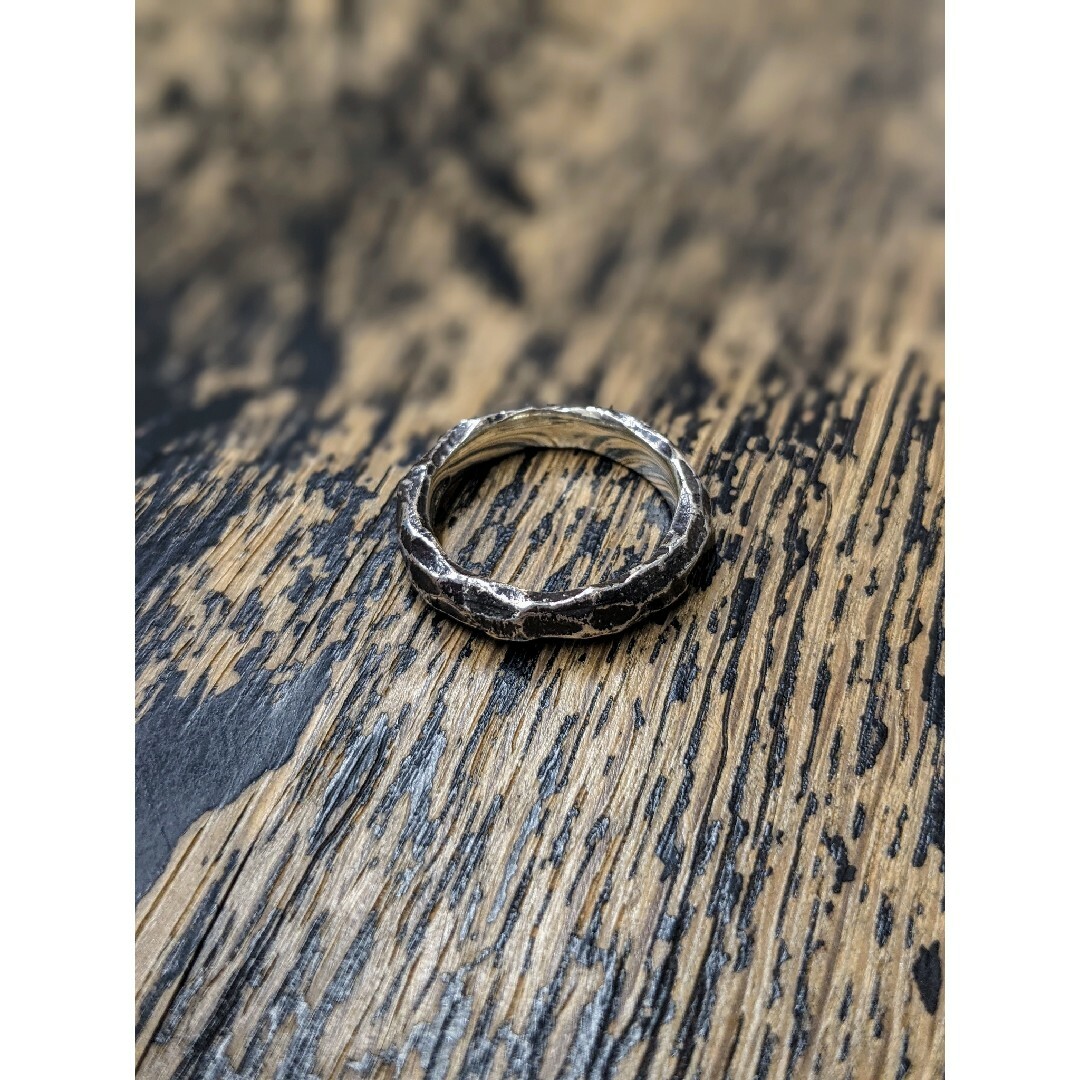 BEAMS(ビームス)のDEKOBOKO SILVER RING メンズのアクセサリー(リング(指輪))の商品写真