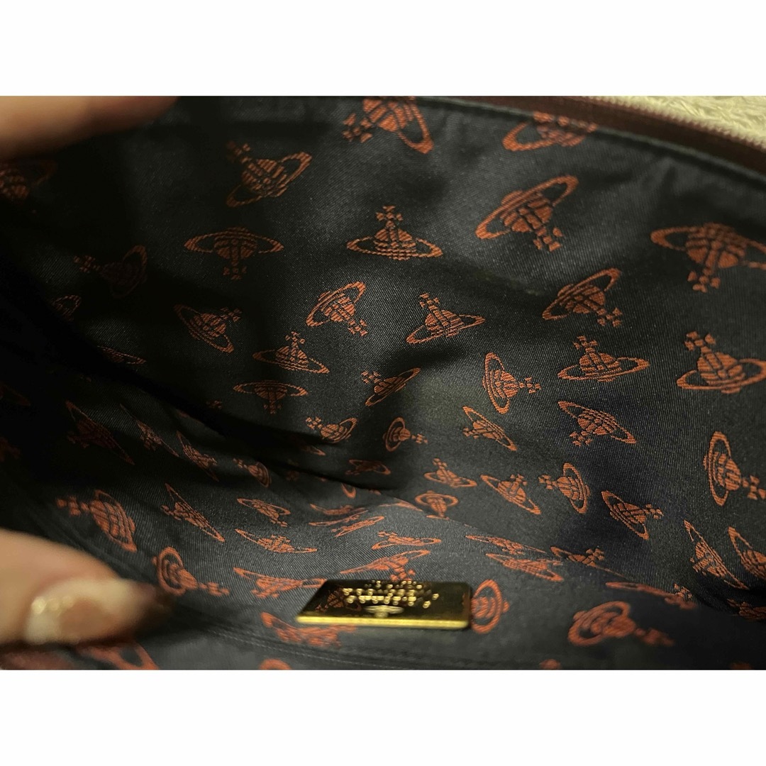 Vivienne Westwood(ヴィヴィアンウエストウッド)のVivienne westwood クラッチバッグ 販売証明書 レディースのバッグ(クラッチバッグ)の商品写真