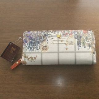 新品 ベベ ダヤン 長財布(財布)