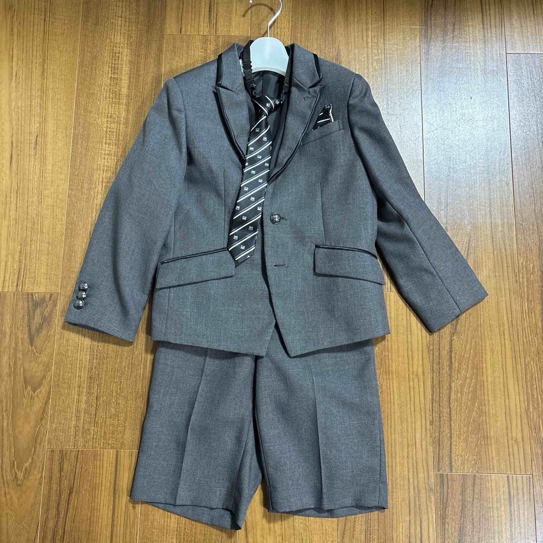 男の子 フォーマルスーツ 120 ミチコロンドン - キッズ服(男の子用) 100cm~ 男の子 フォーマルスーツ 120 ミチコロンドン - キッズ服(男の子用) 100cm~