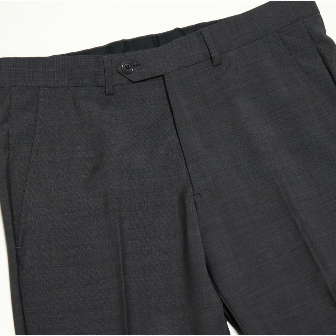 Emporio Armani(エンポリオアルマーニ)の新品【エンポリオアルマーニ】春夏 2Bシングルスーツ 濃灰 44(w78) メンズのスーツ(セットアップ)の商品写真