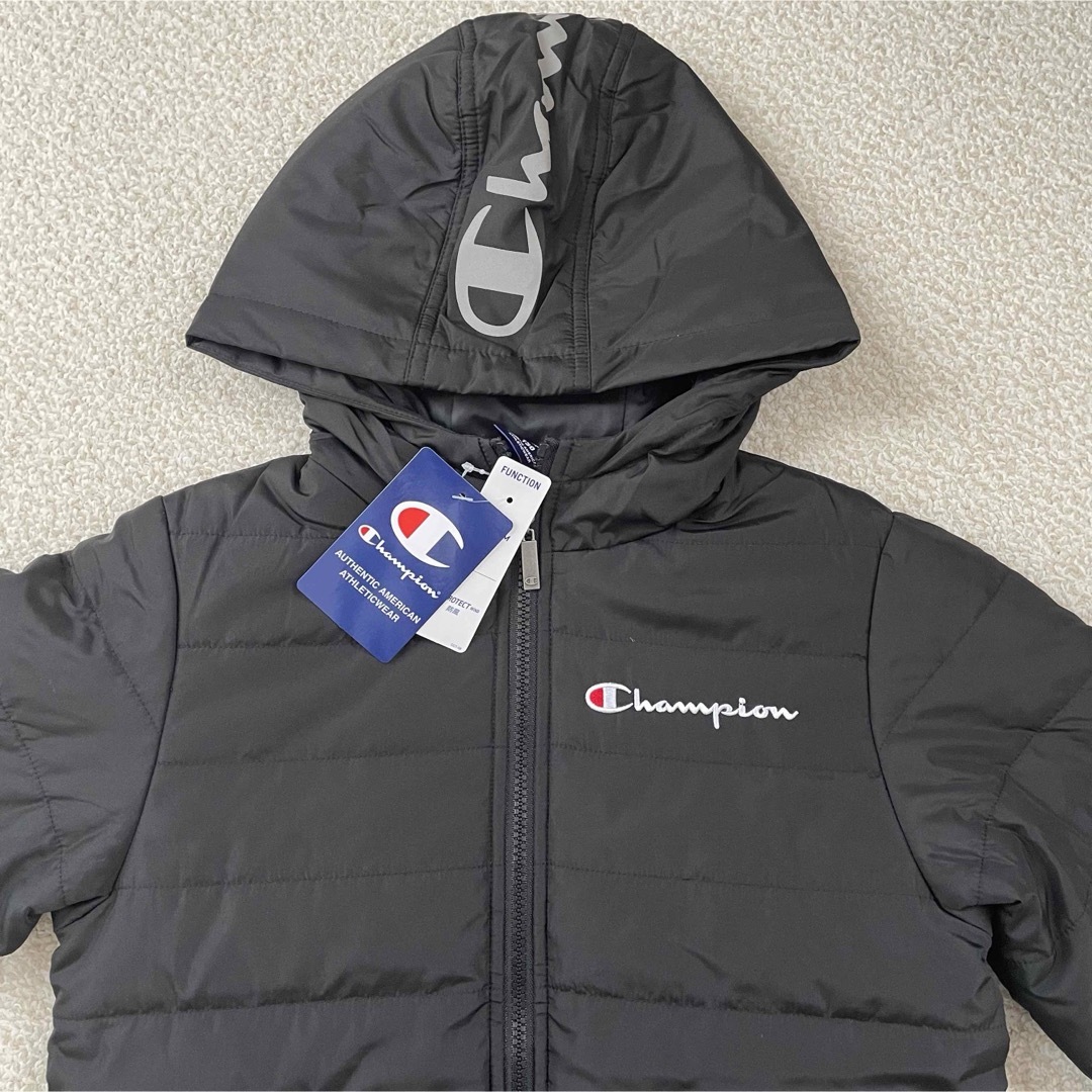 Champion(チャンピオン)の【定価9790円】Champion 中綿 ジャケット 黒 キッズ 130cm キッズ/ベビー/マタニティのキッズ服男の子用(90cm~)(ジャケット/上着)の商品写真