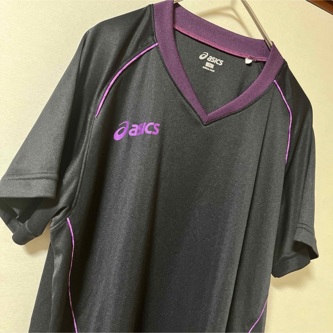 asics(アシックス)のアシックス　半袖シャツ　黒　asics M スポーツ　トレーニング レディースのトップス(Tシャツ(半袖/袖なし))の商品写真