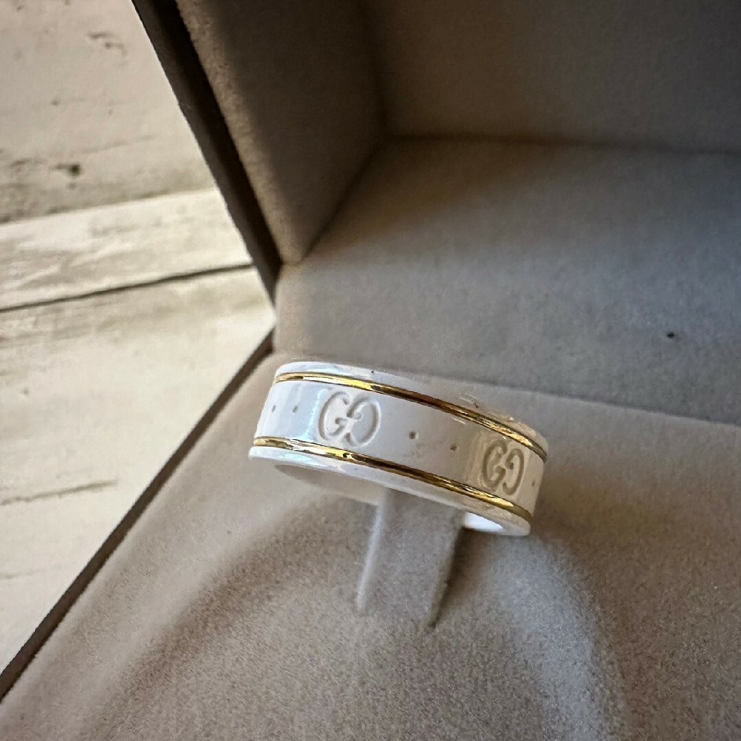 Gucci(グッチ)の美品 グッチ GUCCI アイコンリング 15号 ホワイトセラミック K18YG レディースのアクセサリー(リング(指輪))の商品写真