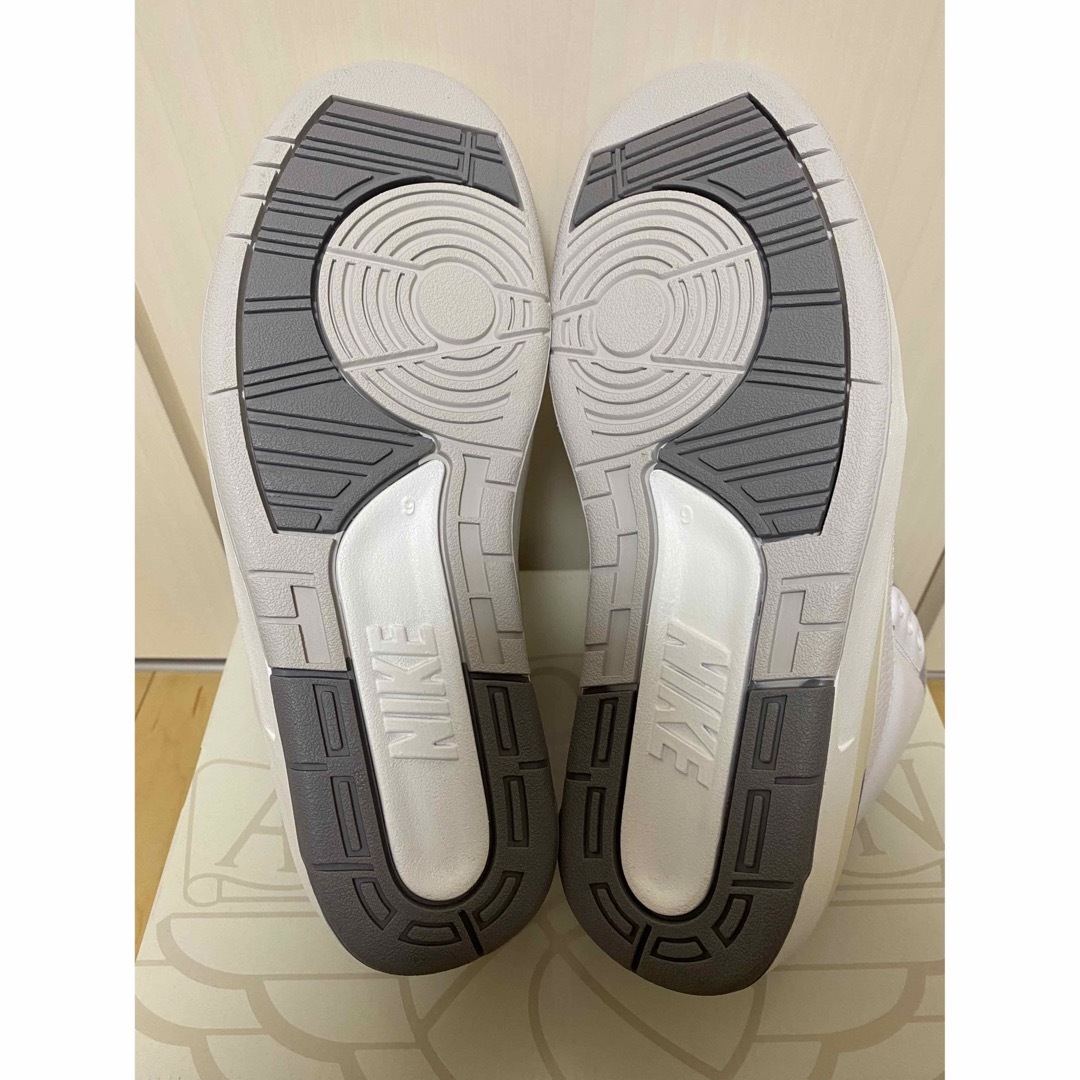 Jordan Brand（NIKE）(ジョーダン)のNike Air Jordan 2 ホワイト セメントグレー 27.0㎝ メンズの靴/シューズ(スニーカー)の商品写真