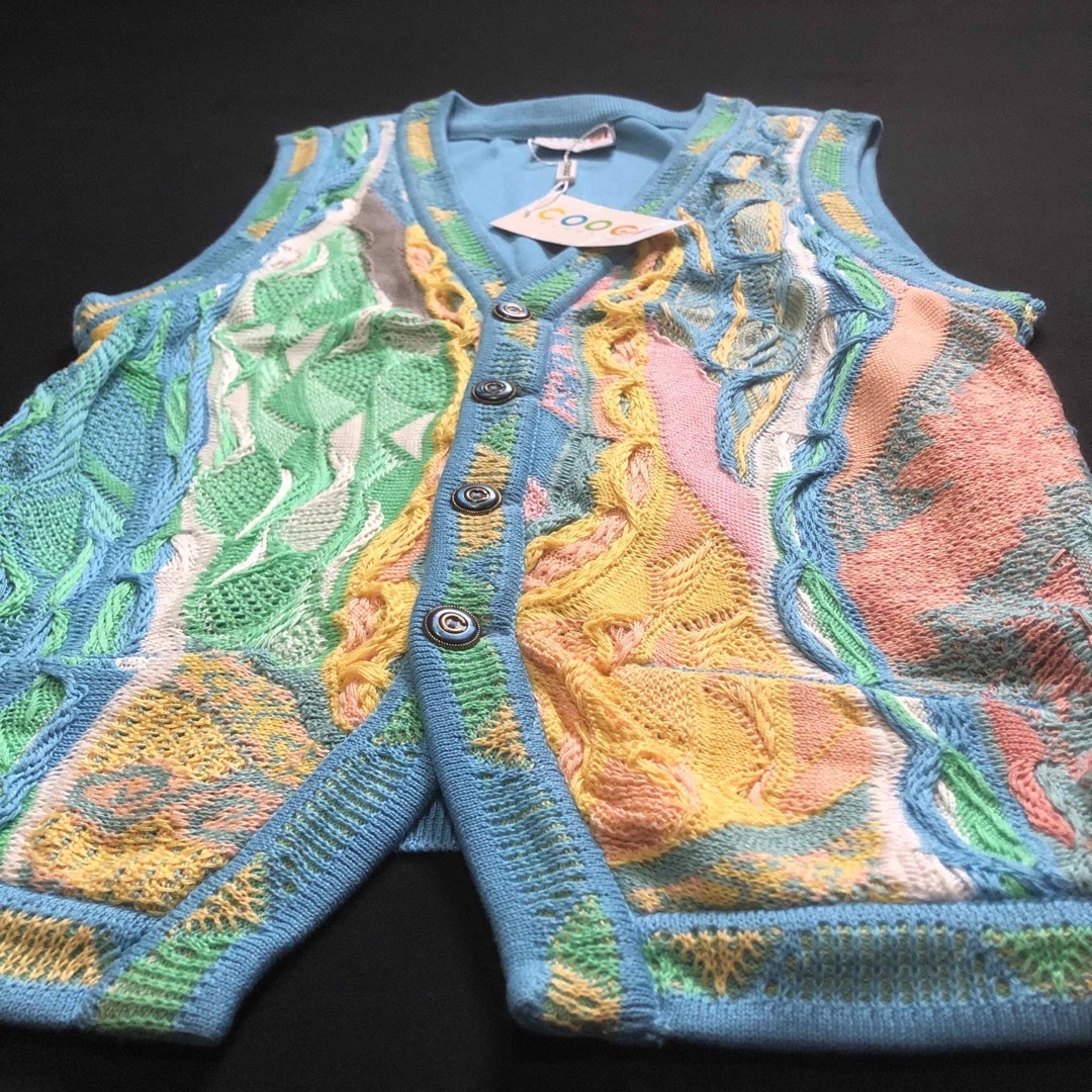 COOGI(クージー)のdeadstock coogi 3D knit vest 80s 90s old メンズのトップス(ベスト)の商品写真