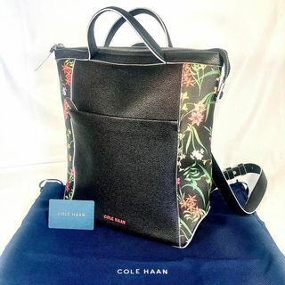 Cole Haan - 美品✨COLE HAAN コールハーン　リュック　レザー レディース　花柄　黒 