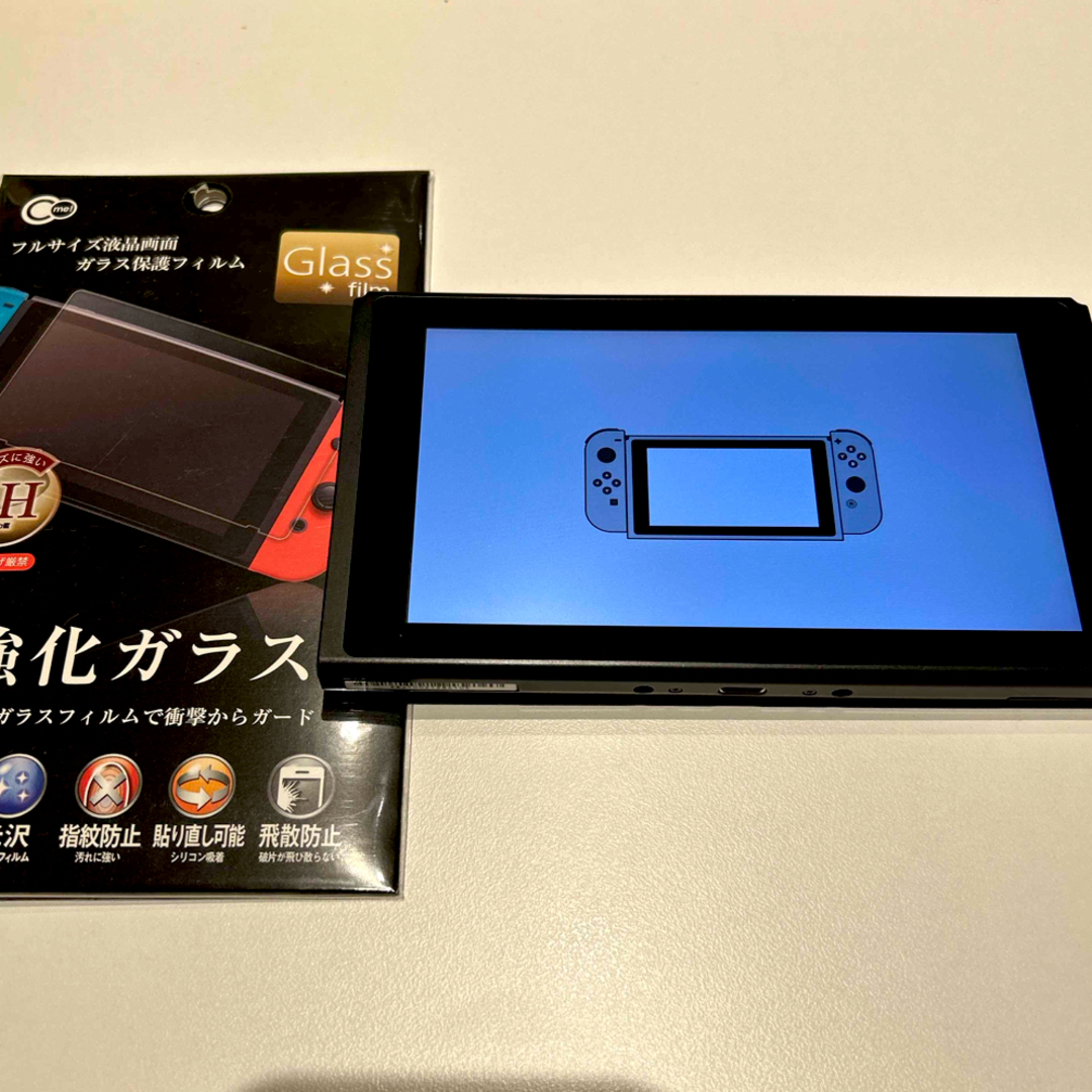 Nintendo Switch(ニンテンドースイッチ)のニンテンドースイッチ　switch 本体のみ　旧型　初期型　保護フィルム付き エンタメ/ホビーのゲームソフト/ゲーム機本体(家庭用ゲーム機本体)の商品写真