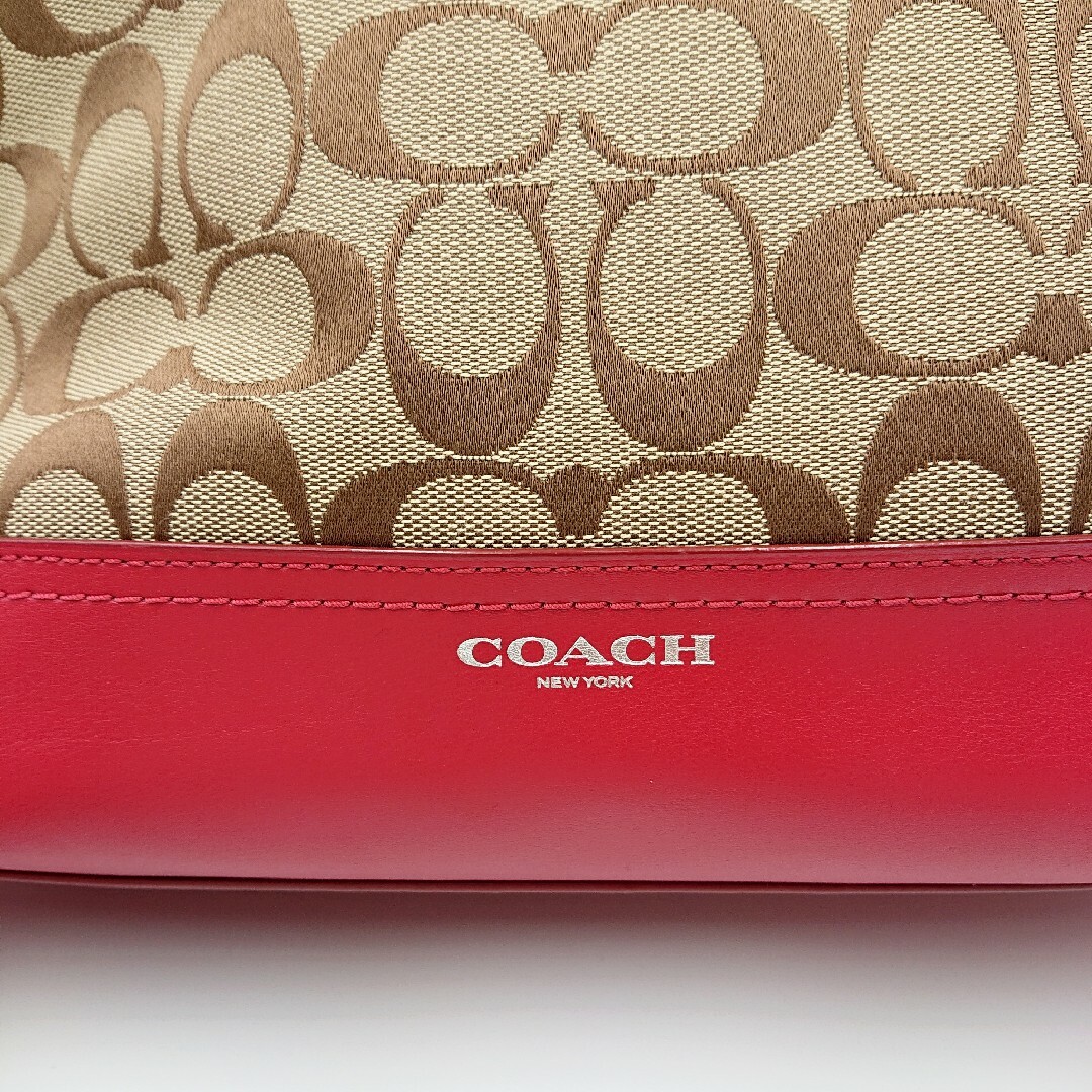 COACH(コーチ)のCOACH コーチ ショルダーバック レディースのバッグ(ショルダーバッグ)の商品写真