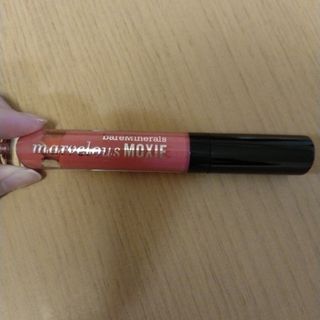 ベアミネラル(bareMinerals)のマーベラス モクシー リップグロス ホットショット(リップグロス)