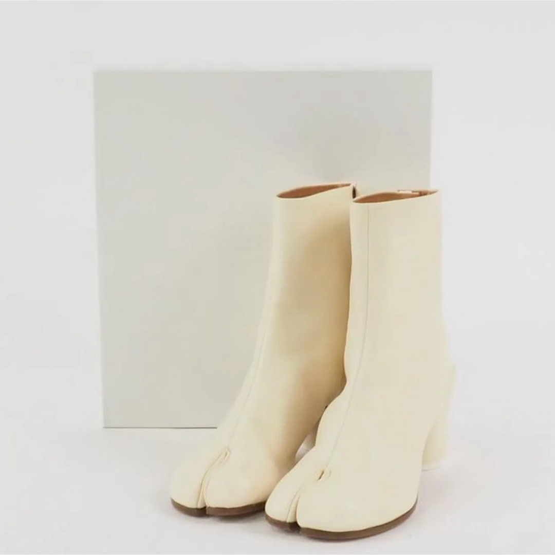 Maison Martin Margiela(マルタンマルジェラ)の【マルジェラ】Maison Margiela:Tabi レザー ブーツ:37 レディースの靴/シューズ(ブーツ)の商品写真