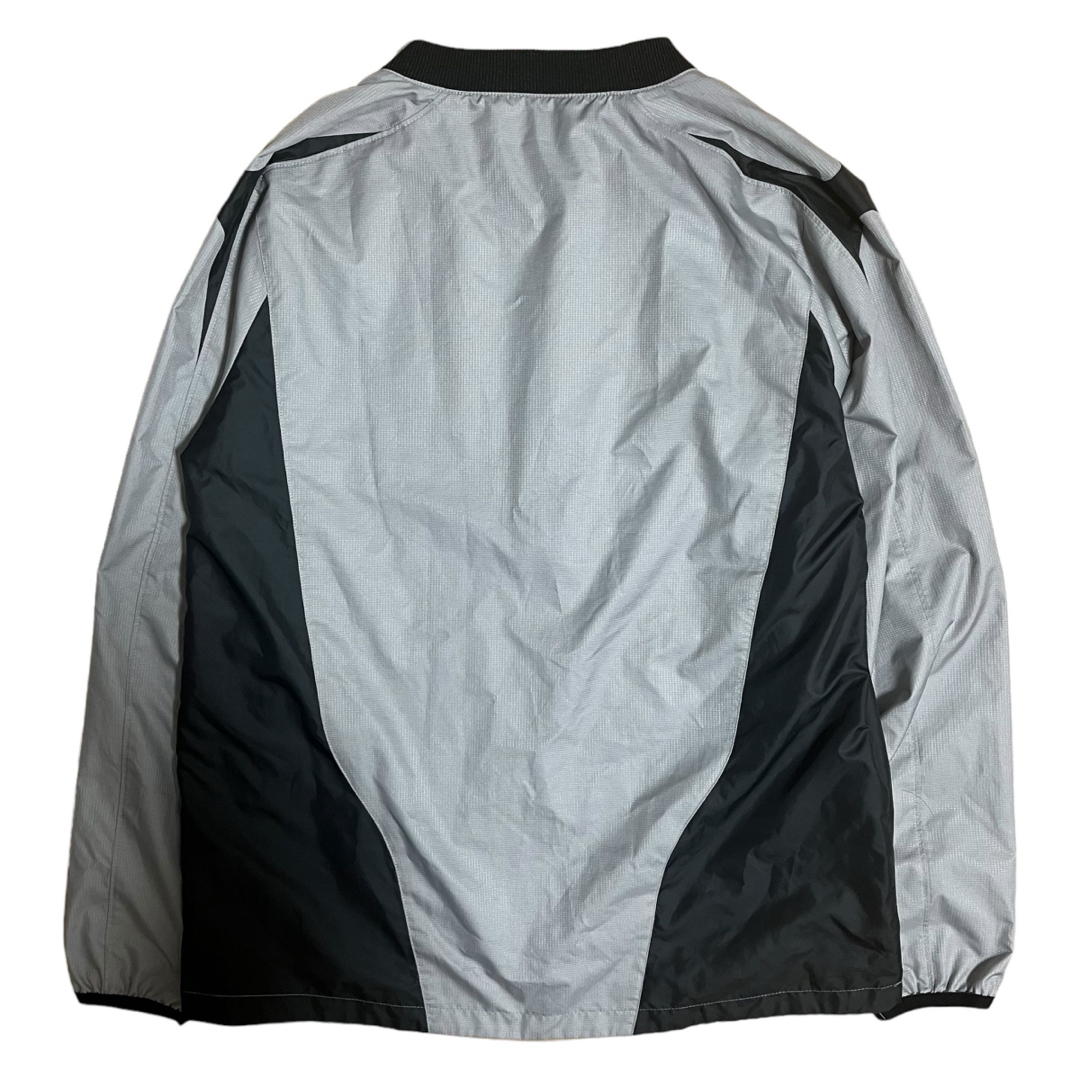 UMBRO(アンブロ)の00’s UMBRO プルオーバージャケット ピステ テック パンク Y2K メンズのジャケット/アウター(ナイロンジャケット)の商品写真