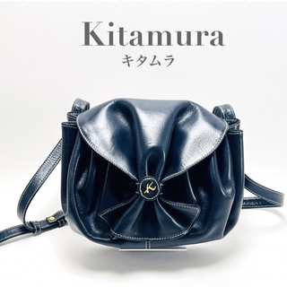 キタムラ(Kitamura)のKitamura キタムラ ショルダーバッグ 斜めがけ ネイビー 紺 リボン(ショルダーバッグ)