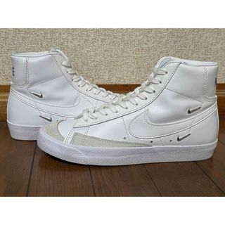 ナイキ(NIKE)のNIKE WMNS BLAZER MID 77 SE 25.0cm(スニーカー)