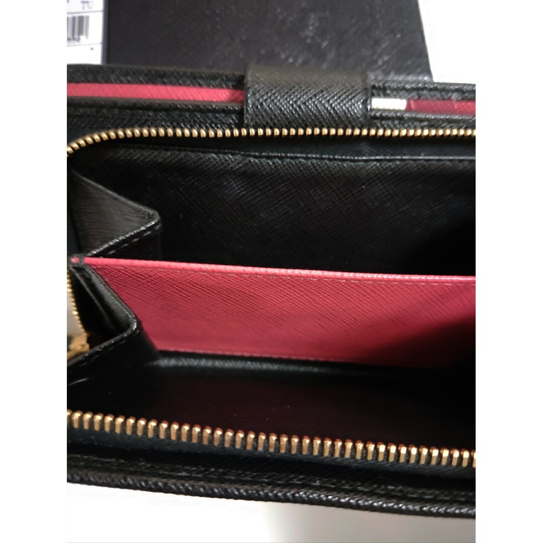 PRADA(プラダ)のPRADA　二つ折り財布　マルチカラー サフィアーノ ブラック レディースのファッション小物(財布)の商品写真