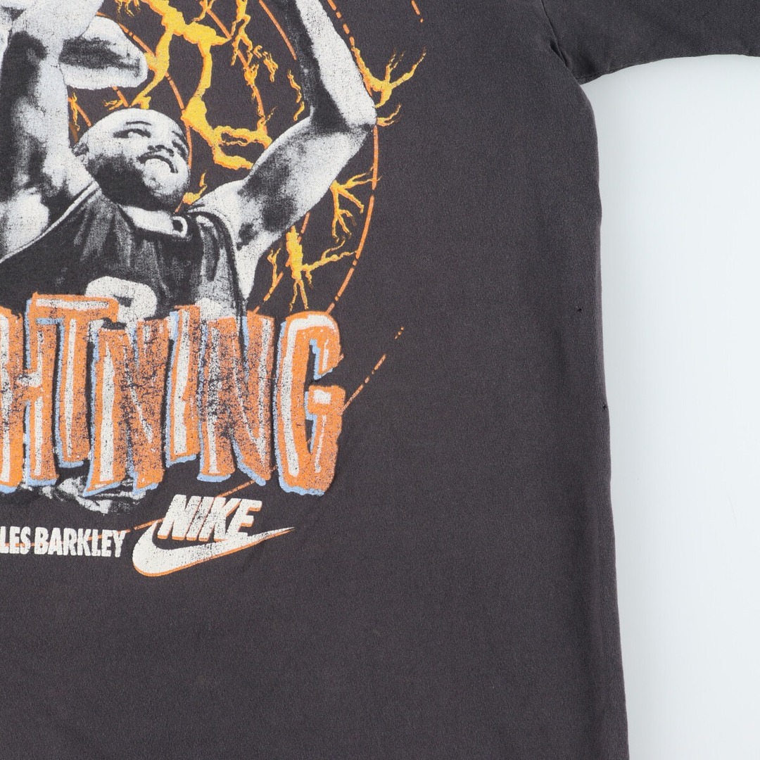 NIKE(ナイキ)の古着 90年代 ナイキ NIKE 銀タグ DAN MAJERLE&CHARLES BARKLEY プリントTシャツ USA製 メンズXL ヴィンテージ  /eaa425756 メンズのトップス(Tシャツ/カットソー(半袖/袖なし))の商品写真