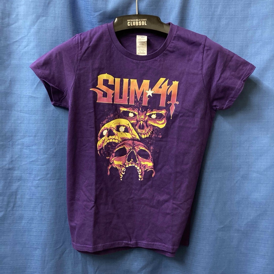 GILDAN(ギルタン)の【美品！SUM41 band T shirts 】　パープル　レディース レディースのトップス(Tシャツ(半袖/袖なし))の商品写真