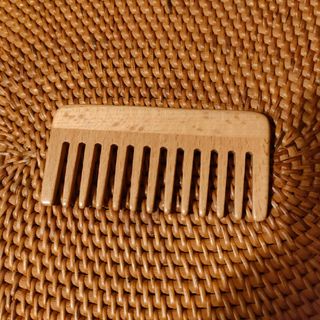 ムジルシリョウヒン(MUJI (無印良品))の無印良品　ブナ材ヘアコーム　木のくし✨(ヘアブラシ/クシ)