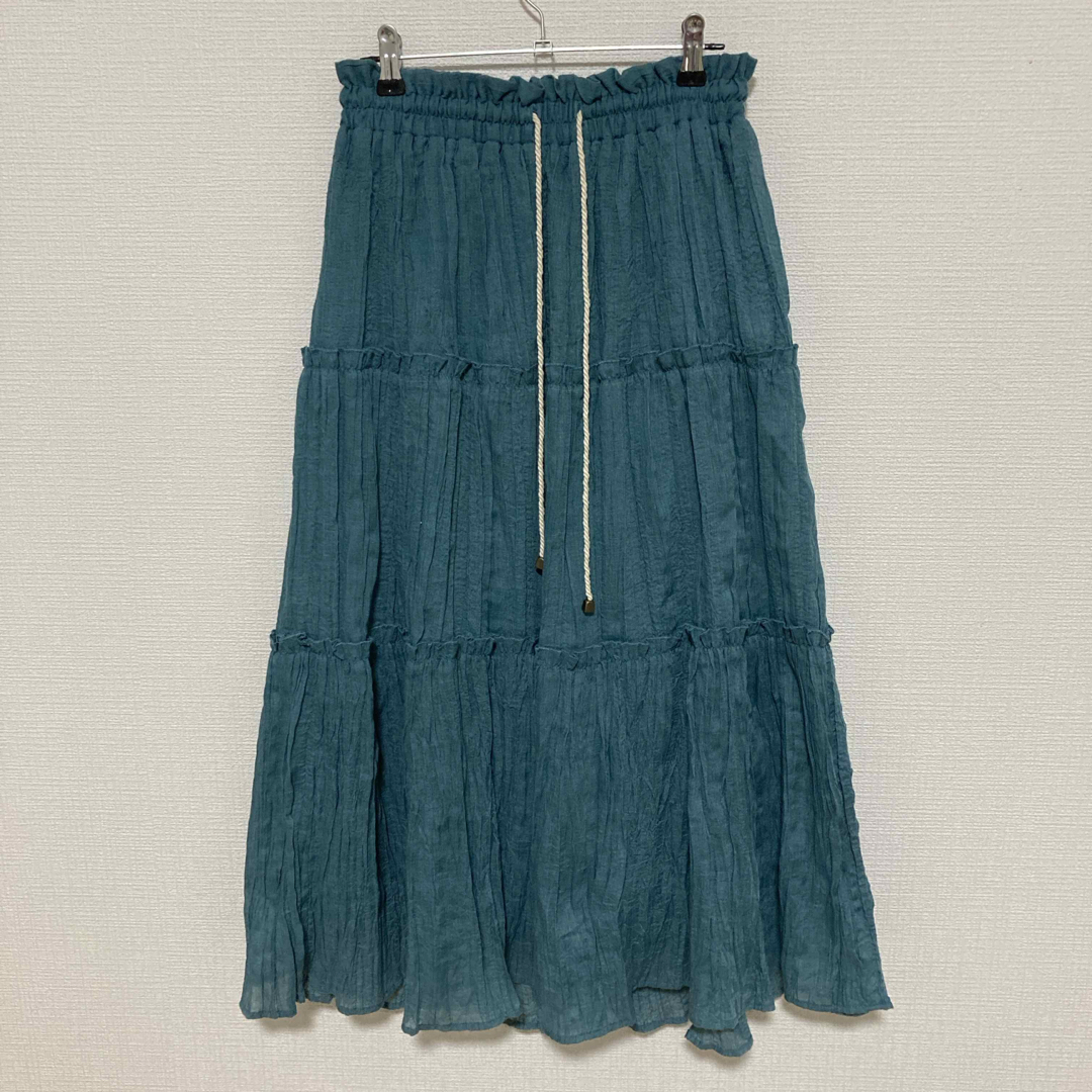 ⭐️ティアードロングスカート フレア【M】グリーン系 綿混 レディースのスカート(ロングスカート)の商品写真