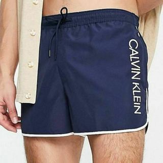 カルバンクライン(Calvin Klein)の海外限定　新品未使用品　 Calvin Klein ショーツ　海パン　ネイビー(水着)