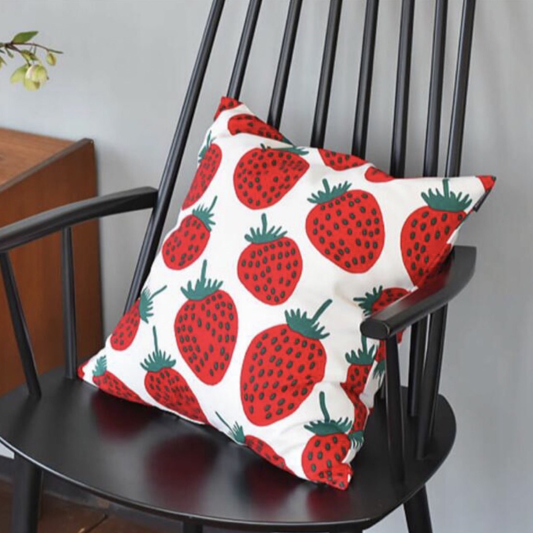 marimekko - マリメッコ【marimekko】マンシッカ・イチゴ marimekko - マリメッコ【marimekko】マンシッカ・イチゴ