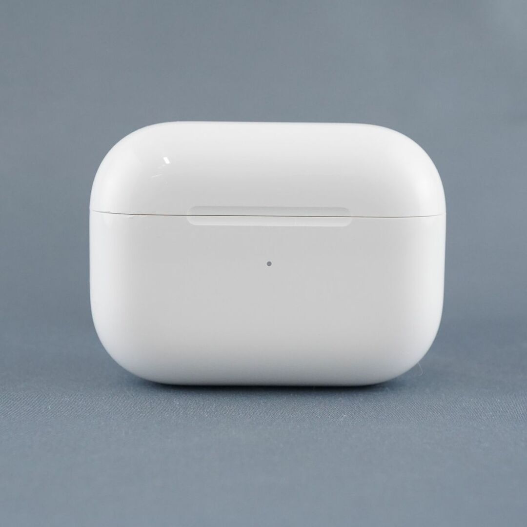 Apple - Apple AirPods Pro 第二世代 充電ケースのみ USED美品