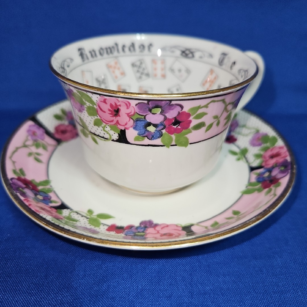 Aynsley China(エインズレイ)のレア エインズレイ 1924年 フォーチュン 紅茶占い カップ&ソーサー ローズ インテリア/住まい/日用品のキッチン/食器(食器)の商品写真