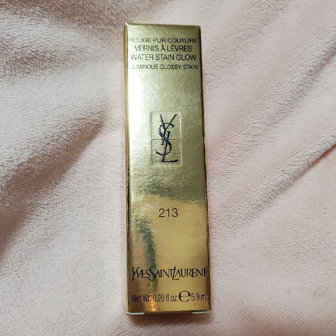 Yves Saint Laurent Beaute(イヴサンローランボーテ)のYSL ルージュ ピュールクチュール ヴェルニ ウォーターグロウ No.213 コスメ/美容のベースメイク/化粧品(口紅)の商品写真