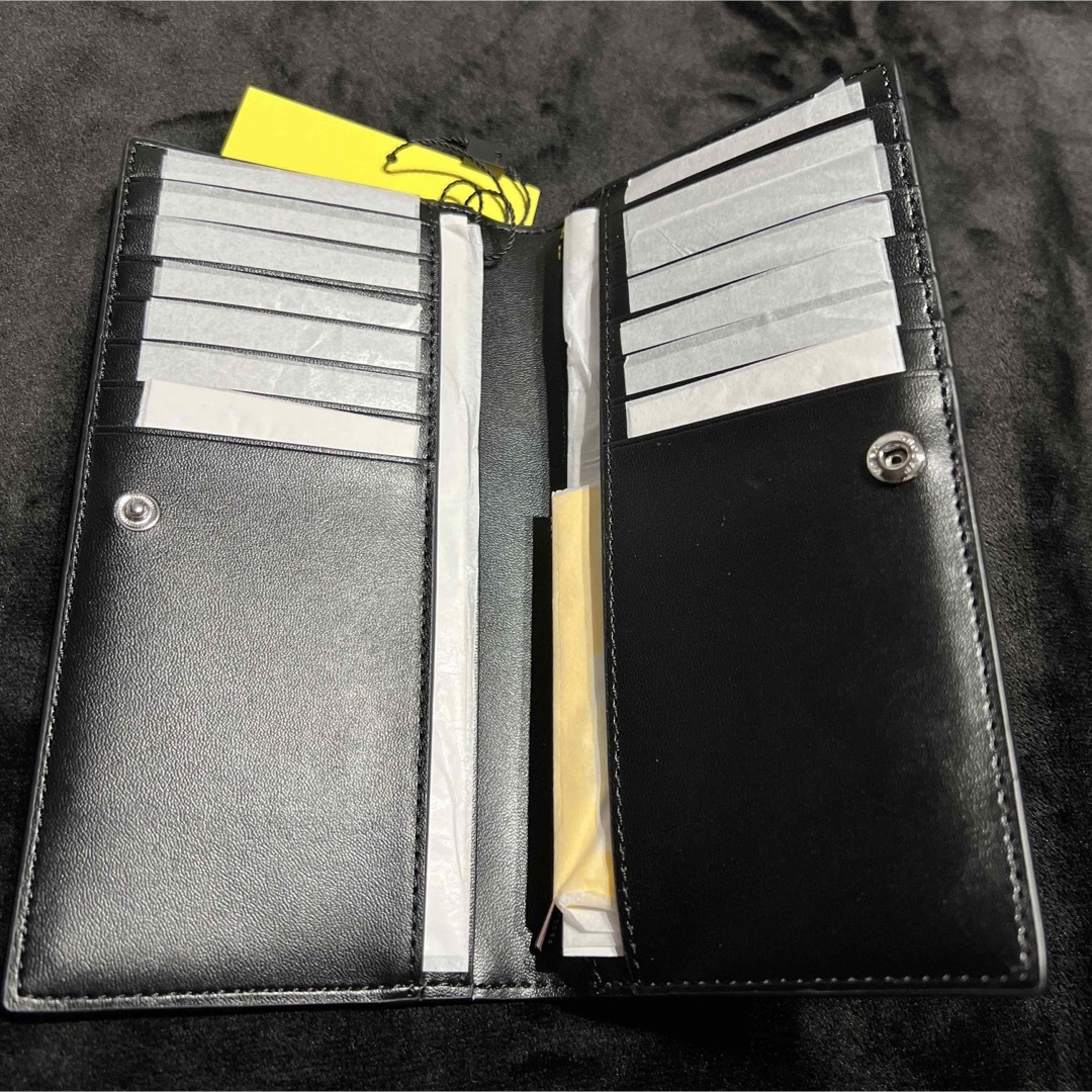 MARC JACOBS(マークジェイコブス)の新品 MARC JACOBS マークジェイコブス 二つ折り長財布 財布 黒  レディースのファッション小物(財布)の商品写真