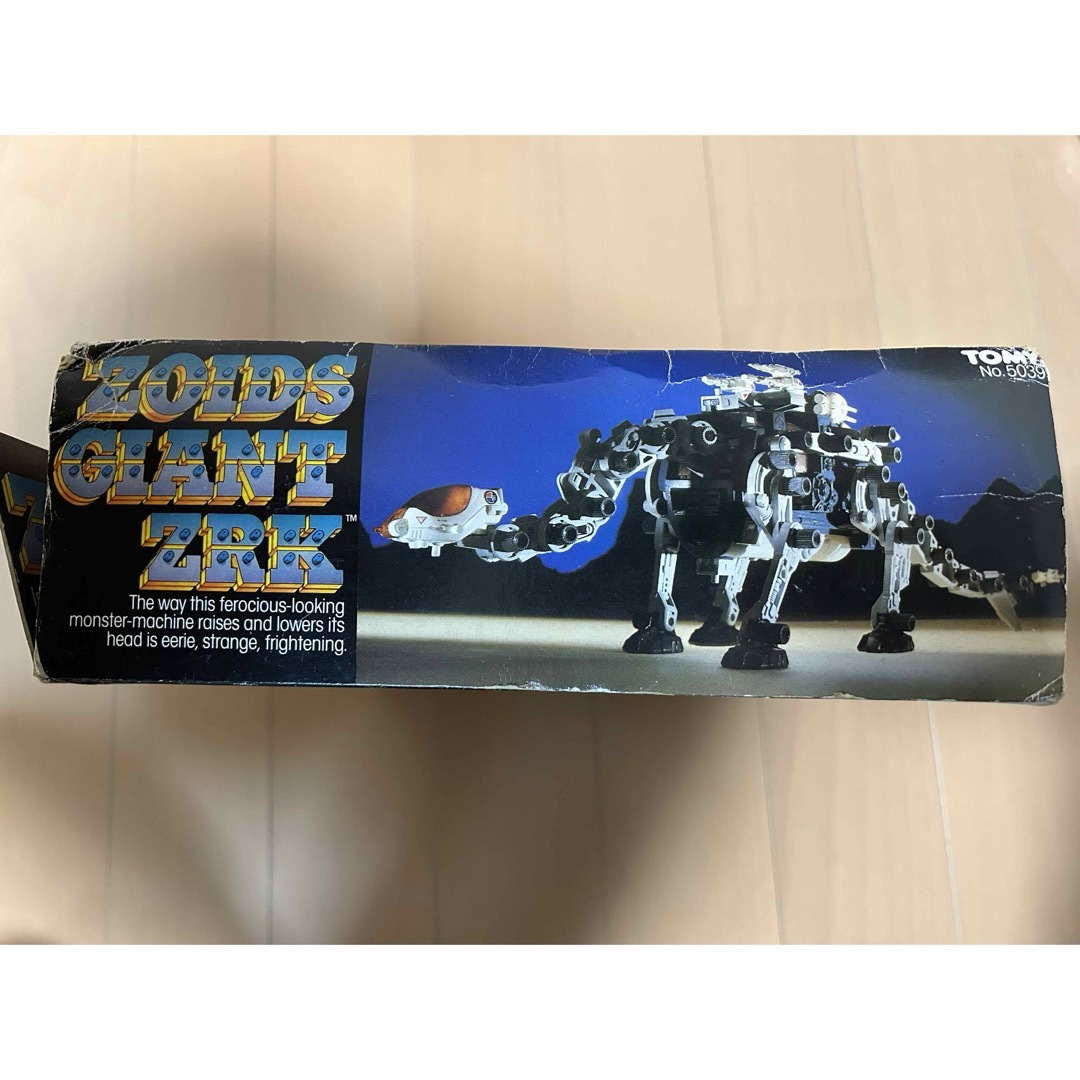 TOMMY(トミー)の未開封　ゾイド　ビガザウロ　海外版　ZOIDS GIANT ZRK　１９８３年製 エンタメ/ホビーのおもちゃ/ぬいぐるみ(模型/プラモデル)の商品写真