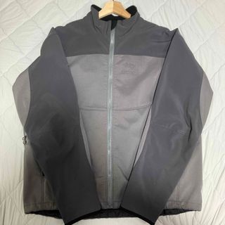 アークテリクス(ARC'TERYX)のアークテリクス　ジャケット　美品！(ナイロンジャケット)