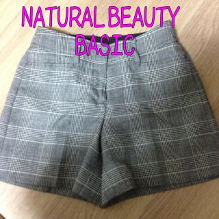 ナチュラルビューティーベーシック(NATURAL BEAUTY BASIC)の美品♡大人可愛い格子柄ショートパンツ♡(ショートパンツ)