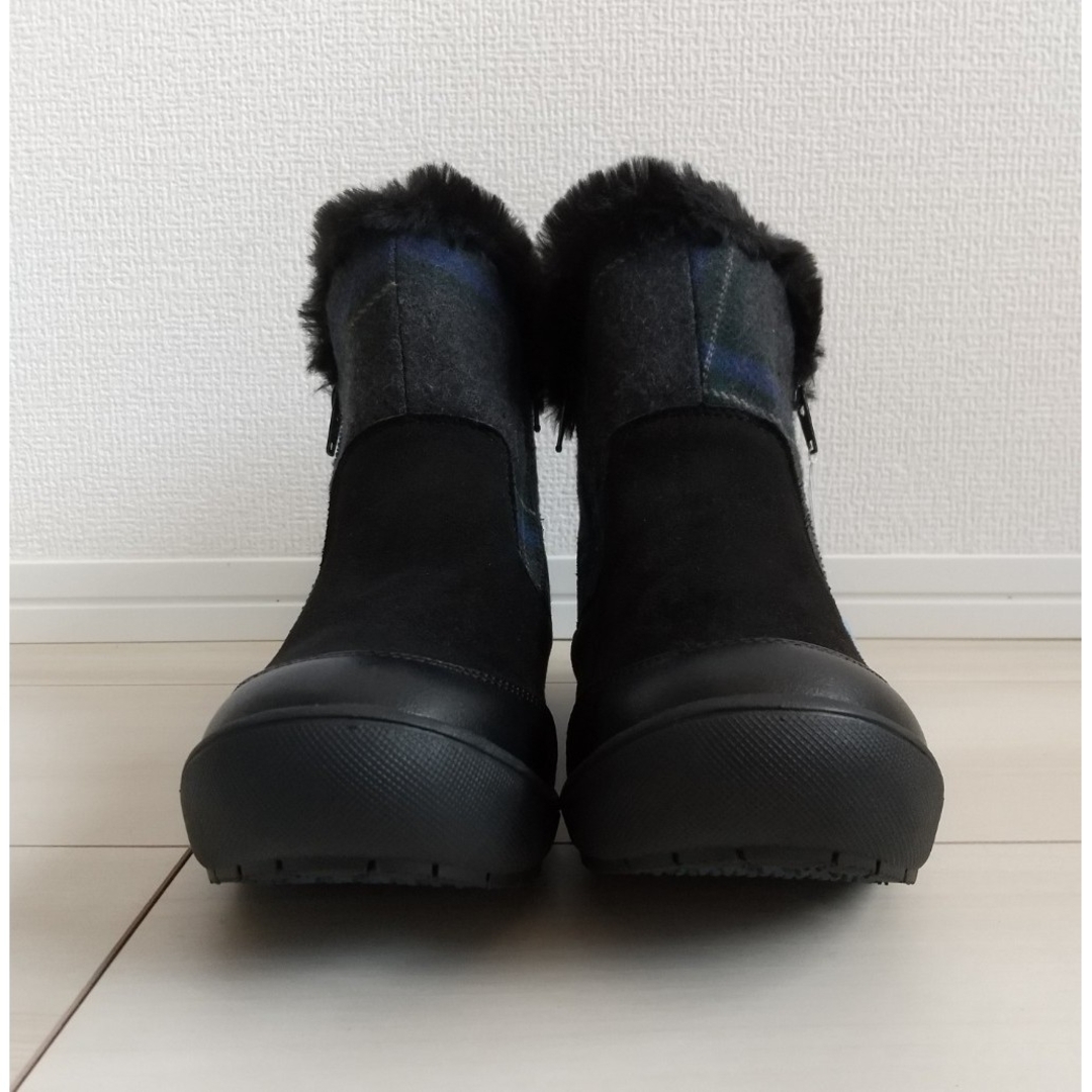 （728）ELLE SPORT ブラック×ブルーチェック ショートブーツシューズ レディースの靴/シューズ(ブーツ)の商品写真