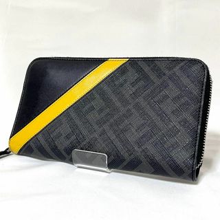 FENDI - FENDI フェンディ ラウンドファスナー 長財布 7M0210 ズッカ メンズ