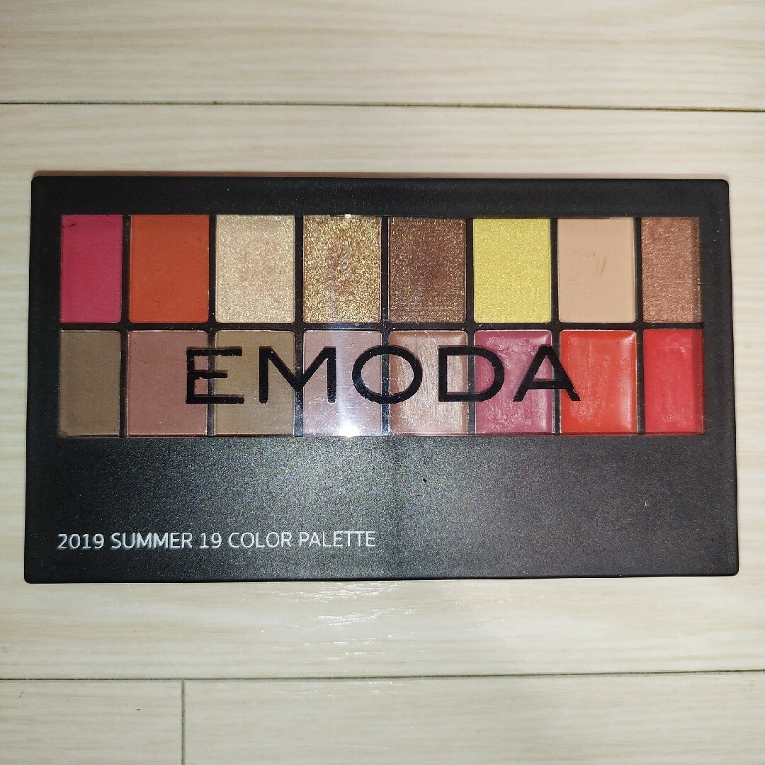 EMODA(エモダ)のエモダ×ジェリーコスメパレット コスメ/美容のキット/セット(コフレ/メイクアップセット)の商品写真